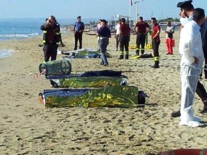 ++ Immigrazione: sbarco a Catania, 6 morti ++