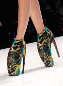 mcqueen_runway_armadillo_shoes
