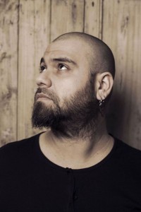 Zibba_senza-pensare-allestate-foto-Nicolo-Puppo