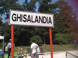 ghisalandia-piazza-castello