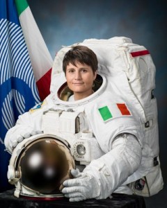 chi-e-samantha-cristoforetti-prima-donna-italiana-nello-spazio