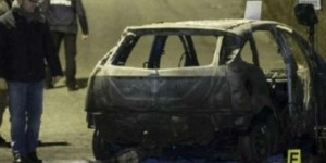 Auto bruciata a Lamezia Terme