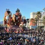 Folla_al_Carnevale_di_Viareggio_2013_672-458_resize