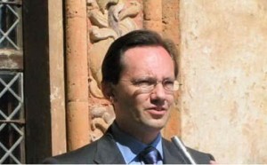 abusi_sessuali_sugli_studenti_condannate_il_prof_a_14_ann-0-0-431581