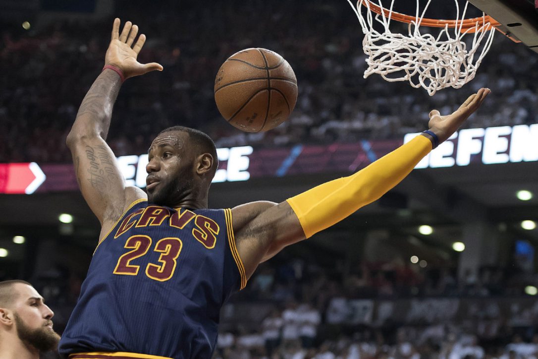 lebron-jamesjpg.jpg.size.custom.crop.1086x724