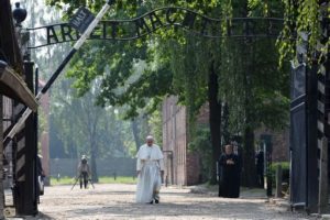 POLAND-VATICAN-DIPLOMACY-RELIGION-POPE-AUSCHWITZ