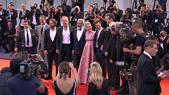 cast-gibson-star