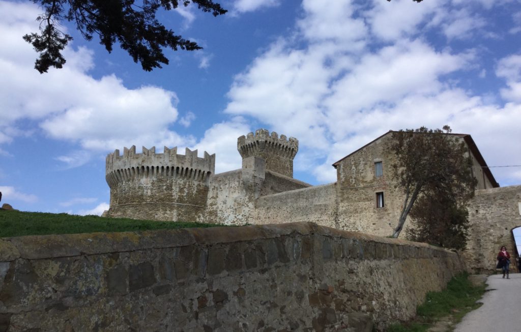 Populonia Castello