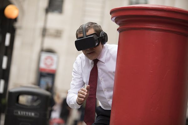 Johnny English colpisce ancora