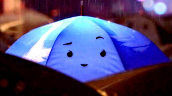 Teh-Blue-Umbrella