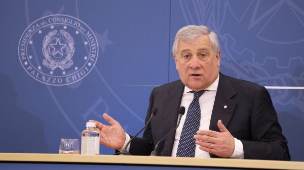 Il Vice Presidente e Ministro degli esteri Antonio Tajani durante la conferenza stampa. (Ufficio Stampa Presidenza del Consiglio)